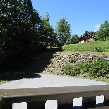 Cosy 2 Pieces, Terrasse, Pour 6 Personnes Au Pied Des Pistes Et Proche Du Centre - Fr-1-572-125 *